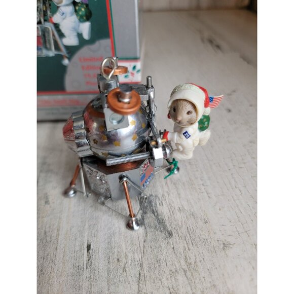 Enesco one small step vintage ornament Xmas moon landing Mouse - Picture 2 of 7